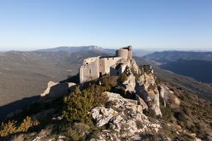 Peyrepertuse a vantage point 