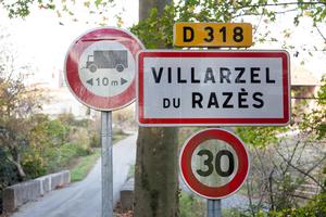 Villarzel-du-Razès road sign